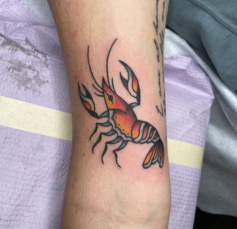 Lobster Tattoo, Temple Tattoo, Traditional Tattoo Inspiration, Autumn Tattoo, Optical Illusion Tattoo, C Tattoo, Stomach Tattoos, Traditional Tattoo Art, Snake Tattoo