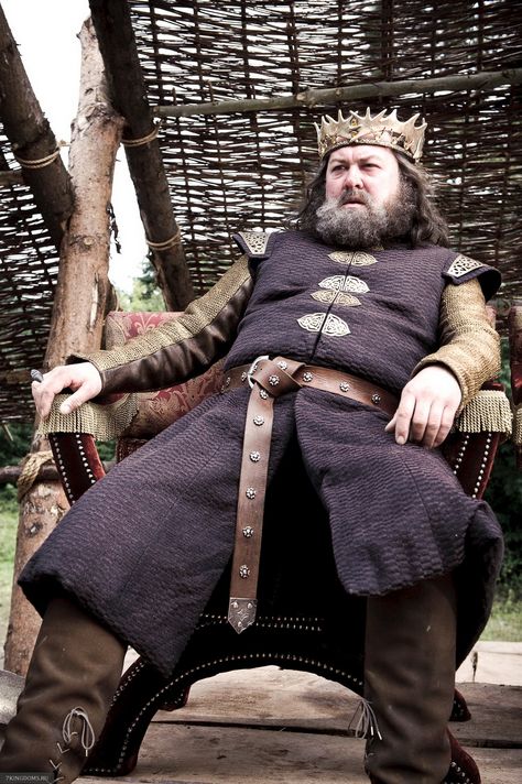 Robert Baratheon King Robert Baratheon, Got Jon Snow, Ramsey Bolton, Robert Baratheon, Dessin Game Of Thrones, Game Of Thrones Facts, Game Of Thrones Costumes, Game Of Thrones Series, King Robert