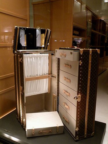 Louis Vuitton trunk... but more importantly it reminds me of the trunks Joe buys in Joe vs the Volcano. They save his life... literally! Louis Vuitton Trunk, Travel Trunk, Life Quality, Steamer Trunk, Vintage Luggage, Trotter, Suitcases, Luxury Life, Bagpack