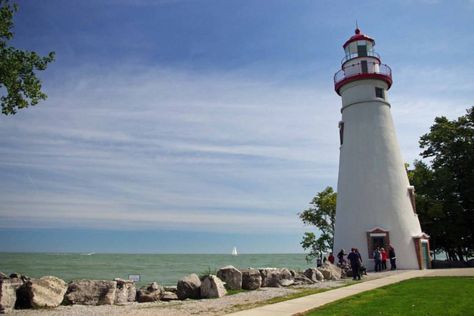 1. Marblehead Lighthouse Park Lakeside Picnic, Marblehead Ohio, Marblehead Lighthouse, Cedar Point Amusement Park, Camping In England, Camping In Ohio, Yosemite Camping, Ohio Travel, Road Trip Destinations