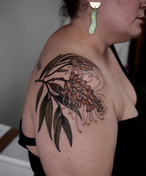 Sophia Baughan flower Tattoo: Grevillea, lines healed colour fresh Australian Native Flowers, Botanical Tattoo, Get A Tattoo, Animal Tattoos, Sleeve Tattoos, Watercolor Tattoo, Cool Tattoos, Flower Tattoo, Body Art