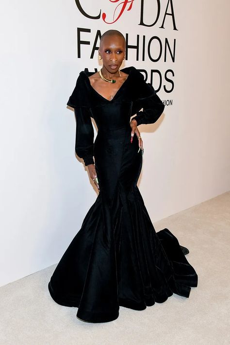 CFDA Awards 2024 Trend Photos: Year of Plunging Necklines Cynthia Erivo Red Carpet, Cfda Fashion Awards, Cfda Awards, Cynthia Erivo, American Museum Of Natural History, Ideal Wardrobe, Lady Style, Museum Of Natural History, Fashion Awards