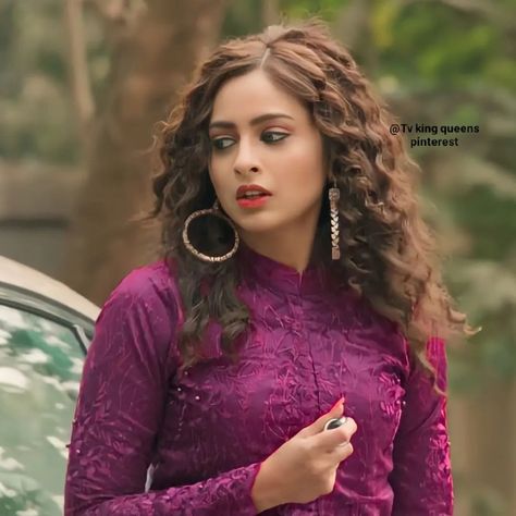 Aarohi Yrkkh, Karishma Sawant, Aditi Sharma, Stylish Photo, Stylish Photo Pose, Classy Photography, Photo Pose, Indian Actress Hot Pics, Hot Pics