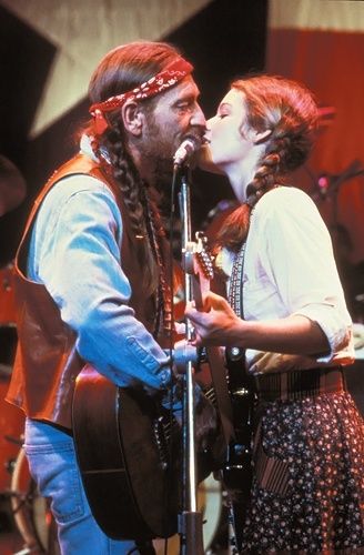 The Movie Honeysuckle Rose Willie Nelson and Amy Irving Amy Irving, Jerry Schatzberg, Slim Pickens, Dyan Cannon, Country Musicians, Kris Kristofferson, Outlaw Country, Country Singer, Country Rock