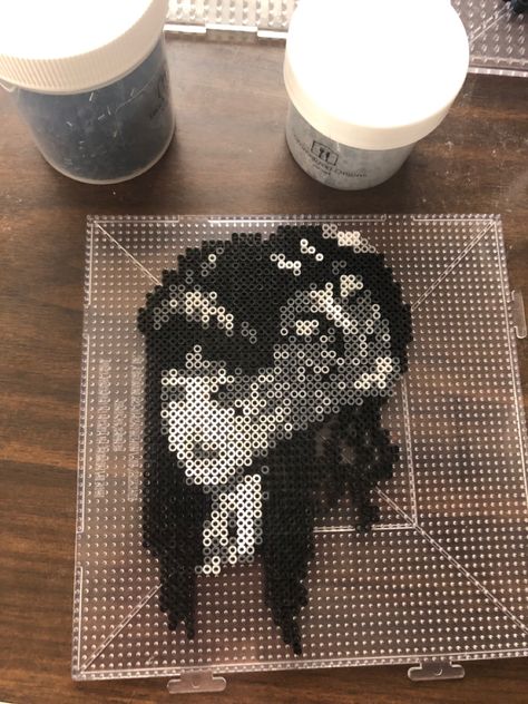 No Face Perler Bead Pattern, Junji Ito Perler Beads, Anime Pearler Beads Patterns, Grunge Perler Bead Patterns, Chainsaw Man Perler Bead, Jjk Perler Beads, Coraline Perler Beads, Goth Perler Bead Patterns, Melanie Martinez Perler Beads