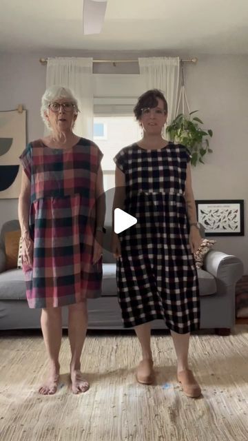 Susan E Whitaker on Instagram: "My mom and I have been sewing together for years and we finally made a video! I will tag all the patterns and designers in order. 🥰 Love you, mom!

Fabric from all over including @blackbirdfabrics @ewefibers @merchantandmills  @stonemountainfabric and lots of secondhand

@allwellworkshop #allwellboxtop
@sewhouse7 #burnsidebibs #freerangeslacks 
@helens__closet #ashtontop
@grainlinestudio #farrowdress
@truebias #roscoeblouse 
@closetcorepatterns #closetcorecielo 
@shopwiksten #wikstenshift 
@bfpatterns #bfbestiebag 
@sewliberated #stratatop 
@fridaypatterncompany #fridayhilodress 
@sarkirsten #fennelfannypack 
@paper_theory #zadiejumpsuit 
@closetcorepatterns #closetcorepietra
@tessutifabrics #sydneyjacket
@sewhouse7 #toastersweater 
@shopwiksten  #unfolding Helens Closet Patterns, Lagenlook Sewing Patterns, Helens Closet, Trendy Sewing Patterns, Handmade Wardrobe, Cleaning Ideas, Diy Clothing, Love You Mom, Diy Dress