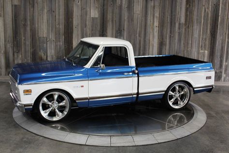 Restored 1971 Chevrolet resto-mod short bed C10 with new 402 V8 - Hemmings.com 72 Gmc Truck, 1977 Chevy C10, 1972 Chevy Truck C10, C 10 Chevy Trucks, C10 Trucks For Sale, Truck Paint Jobs, C10 For Sale, C10 Stepside, Chevy Trucks For Sale