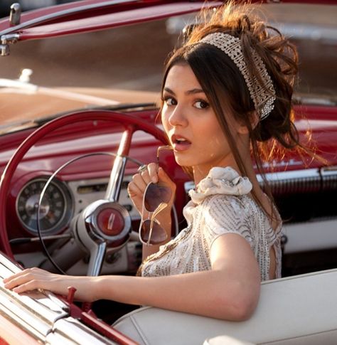 Car Photoshoot, Classic Photography, Custom Cars Paint, Car Hd, Best Classic Cars, Old Car, Motorcycle Women, Victoria Justice, Classic Cars Vintage