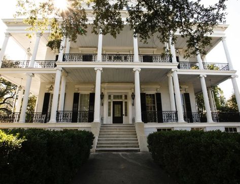 Ahs Coven House, Coven House, All Girls Boarding School, Delphine Lalaurie, Briarcliff Manor, Victorian Windows, Ahs Coven, Garden District, New Orleans Louisiana