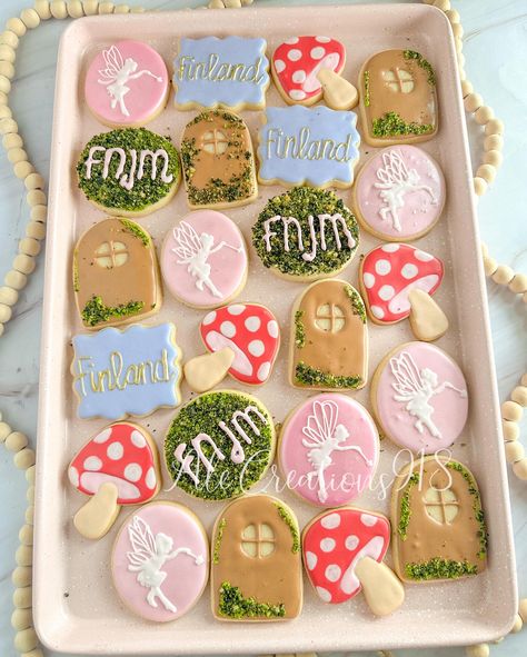 Fairy Cookies 🧚‍♀️ Pricing? 👉🏻 https://msha.ke/alecreations918 • • • • #alecreations918 #tulsasmallbuisness #tulsaoklahoma #decoratedsugarcookies #customcookies #cookie #cookies #inspirationcookies #cookiesofinstagram #royalicingcookies #desserts #okcookier #dessertideas #partyideas #party #sugarcookies #royalicing #cookier #royalicingcookies #cookies #cookiesideas #royalicingideas #fairycookies #fairybabyshower #fairybaby #fairycookies #fairycookie #fairyparty #fairtybirthday Fairy Cookies, Mushroom Cookies, Fairy Baby Showers, Royal Iced Cookies, Cookie Business, Fairy Party, Baby Fairy, Fourth Birthday, Tulsa Oklahoma