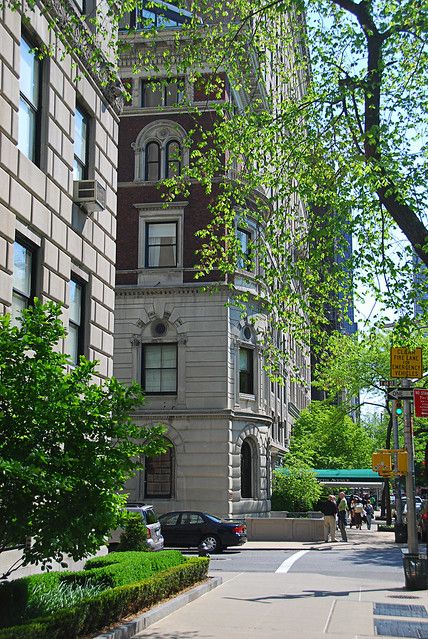 Tall Buildings, New York Pictures, Nyc Aesthetic, Nyc Life, New York Aesthetic, New York Life, City Vibe, Little Italy, Dream City