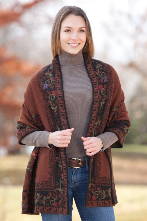 Poncho Knitting, Poncho Knitting Patterns, Wool Coats, Knit Alpaca, Wool Shawl, Knitted Poncho, Alpaca Wool, Wool Coat, Color Patterns