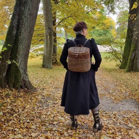 Backpack Basket, Wicker Backpack, Basket Backpack, Rattan Bucket Bag For Picnic, Foraging Basket Backpack, Mia Tyler, Eco-friendly Open Weave Basket Bucket Bag, Cerise Hood, Picnic Backpack