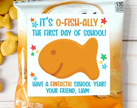 Beary Excited Meet the Teacher Treat Tag Back to School Printable Gummy Bears Teddy Grahams New Teacher Treat Tag Download - Etsy Treats For Students, Open House Treats, Back To School Treats, Back To School Prayer, Student Treats, Pta Gifts, Survival Kit Gifts, School Survival Kits, School Prayer