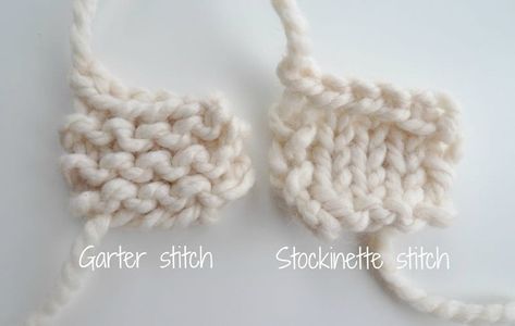 Stockinette = K1, P1   Garter stitch = all knitting or all purling Crochet Vs Knit, All About Ami, Hand Crochet Baby Blanket, Crochet Needles, Easter Bunny Decorations, Purl Stitch, How To Knit, Crochet Patterns For Beginners, Stockinette Stitch