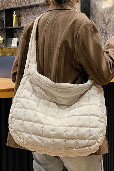 White Shoulder Bag, Quilted Tote Bags, Quilted Handbags, Quilted Crossbody Bag, Quilted Totes, Zipper Tote Bag, White Quilt, Large Shoulder Bags, Zippered Tote