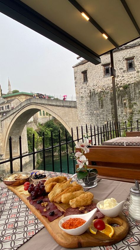 Ajvar is really famous in Bosnia Balkan Breakfast, Bosnia Aesthetic, Bosnian Culture, Balkan Summer, Balkan Aesthetic, Backpack Through Europe, Travel Aesthetics, Luxury Lifestyle Dreams, Mood Instagram