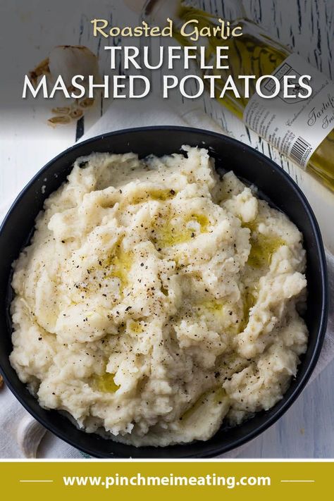 Truffle Oil Recipes, Truffle Mashed Potatoes, Side Dish For Thanksgiving, Mashed Potatoes Recipe, Creamed Potatoes, Truffle Butter, Mashed Potato Recipes, Truffle Recipe, Garlic Mashed