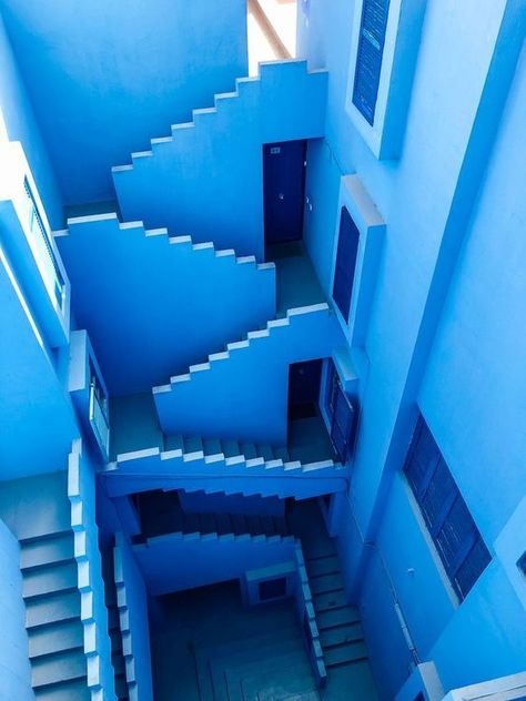 Ricardo Bofill Architecture, Bofill Architecture, Collage Architecture, Anatomy Chart, Ricardo Bofill, Location Scouting, Stairs Architecture, Architecture Collage, European Architecture