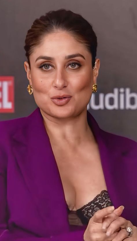 Kareena Kapoor Face, Kareena Kapoor Photos, Bollywood Beautiful, Actress Without Makeup, Samantha Photos, Kareena Kapoor Khan, Hot Images, Anushka Sharma, Kareena Kapoor