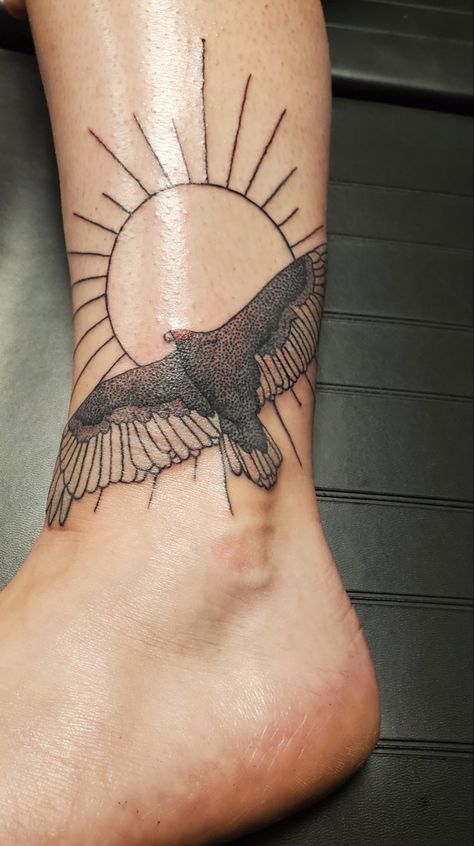 #birdtattoo #turkeyvulture #tattoo #birdart #tattoosforwomen #sun #suntattoo Turkey Vulture Tattoo, Turkey Tattoo, Turkey Tattoos, Vulture Tattoo, Turkey Vulture, Tattoos Geometric, 4k Hd, Geometric Tattoo, Sun