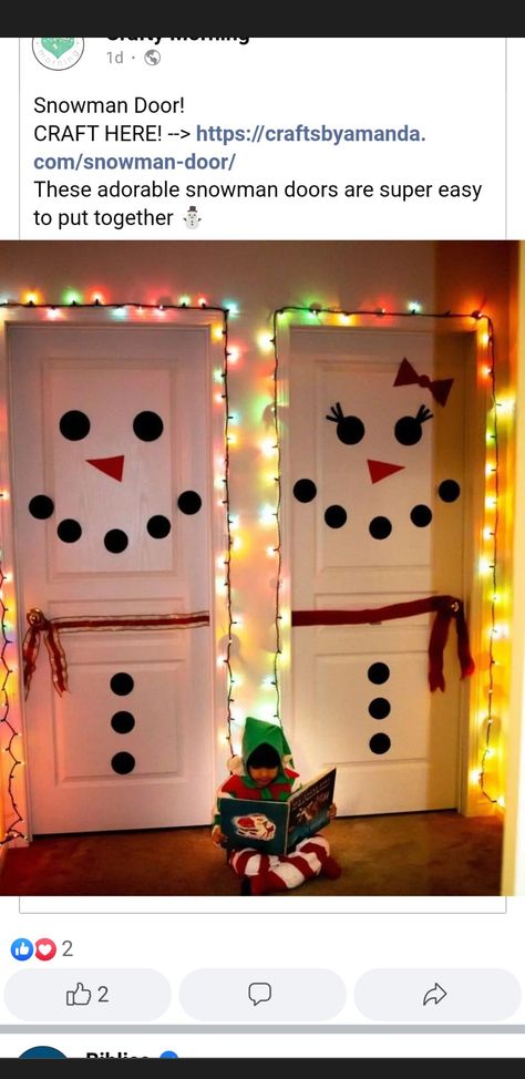 Kids Holiday Decor, Diy Snowman Decorations, Shelf Door, Snow Woman, Snowman Door, Awesome Elf On The Shelf Ideas, Door Crafts, Make A Snowman, Diy Snowman