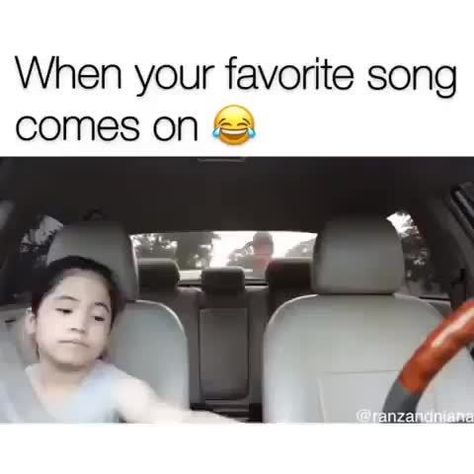 When your favorite song comes on «ª – popular memes on the site ifunny.co Funny Joke Quote, Crazy Funny Memes, Cute Funny Quotes, Favorite Song, Funny Video Memes, Some Funny Jokes, Really Funny Joke, Crazy Funny Videos, Some Funny Videos