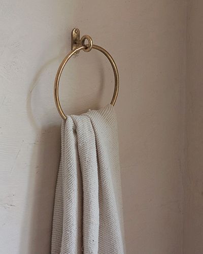 Belt Hanger, Hand Towel Holder, Towel Holder Bathroom, Black Towels, Brass Bathroom, Bar Ring, Towel Rack Bathroom, Towel Hanger, Towel Ring