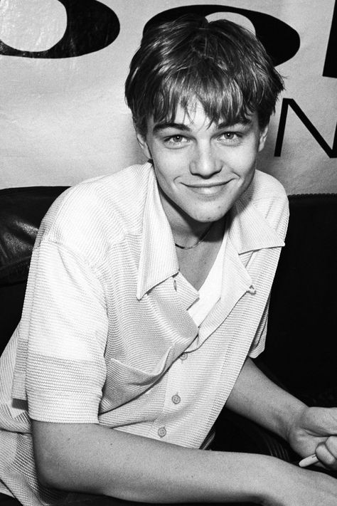 41 Awkward Leonardo DiCaprio Faces to Love Leonardo Dicaprio Pictures, White Photo, Leonardo Dicaprio, Black And White, White, Black