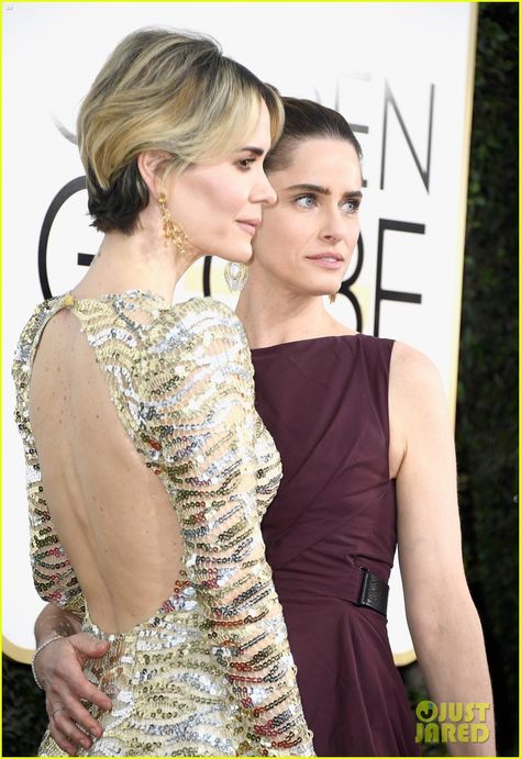 Amanda Peet Describes 'Intense' Friendship with 'Wife' Sarah Paulson After Their Kiss Amanda Peete, Amanda Peet, Golden Globes 2017, Perfect Wife, Evan Rachel Wood, Sarah Paulson, Michelle Williams, Golden Globe, Golden Globe Award