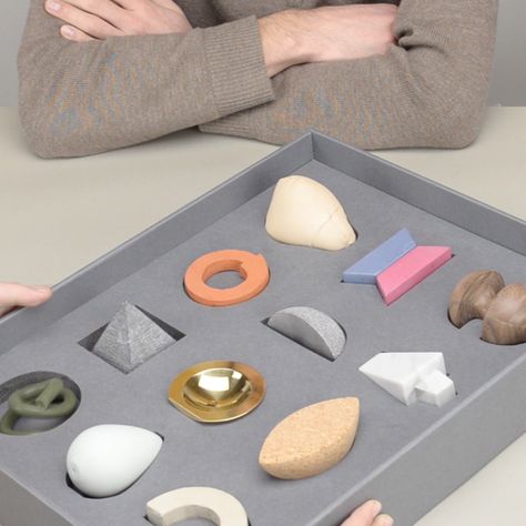 Design Academy Eindhoven graduate Nicolette Bodewes has created a tactile toolkit designed to be used in psychotherapy sessions. Speculative Design, Objet Design, Design Research, Dutch Design, Objects Design, Exhibition Design, Food Design, Open Up, Grafik Design