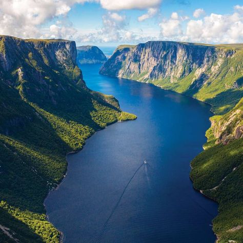 Western Brook Pond Tour – Bontours Traveling To Canada, Gros Morne National Park, Newfoundland Travel, Canada Ottawa, Gros Morne, Tofino Bc, Labrador Canada, Newfoundland Canada, Canada Trip