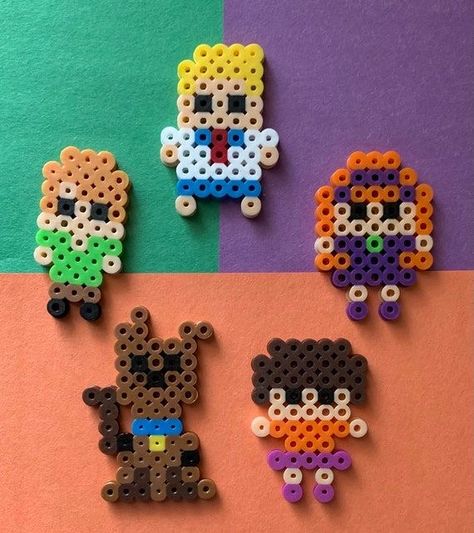 Post Malone Perler Beads, Perler Bead Patterns Scooby Doo, Simple Small Perler Bead Patterns, Small Perler Designs, Scooby Doo Perler Beads, Small Pearler Bead Ideas, Spongebob Perler Beads, Melty Beads Ideas, Perler Beads Designs Pattern