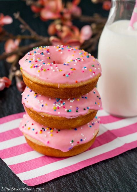 Vanilla Glazed Baked Donuts and a Virtual Baby Shower Pink Glazed Donut, Pink Party Foods, Donuts Gourmet, Donuts Donuts, Yeast Donuts, Homemade Donuts Recipe, Fried Donuts, Baked Donut Recipes, Glazed Donut