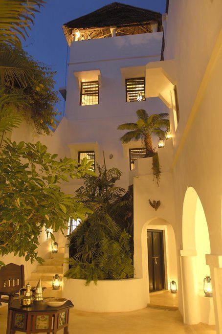 Small Side Garden, Swahili House, Open Courtyard, Beach Front House, Lamu Island, Lamu Kenya, Palm House, Site Under Construction, Side Garden