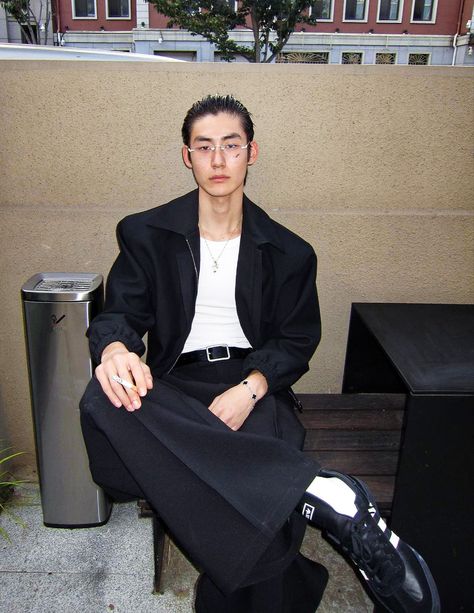 Madison Core, Y2k Mens Fashion, Elegance Outfit, Masc Outfit, Boy Korean, Streetwear Jewelry, Masc Outfits, Edgy Elegance, Architect Design House