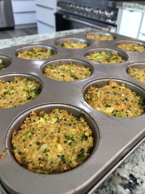 Broccoli Cheddar Quinoa, Quinoa Bites, Broccoli Nutrition, Raw Broccoli, Precision Nutrition, Nutritional Cleansing, Broccoli Cheddar, Food Science, Cauliflower Recipes