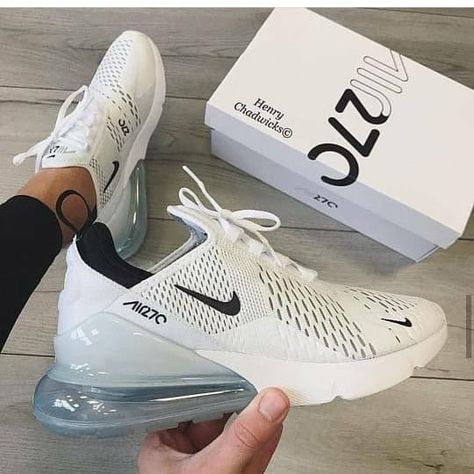 First copy. New article best price 1st copy watch shoes master copy Zapatillas Nike Basketball, Skor Sneakers, Sneaker Outfits, White Nike Shoes, Black Nike Shoes, Kicks Shoes, Sneakers Fashion Outfits, Nike Air Shoes, Cute Nike Shoes