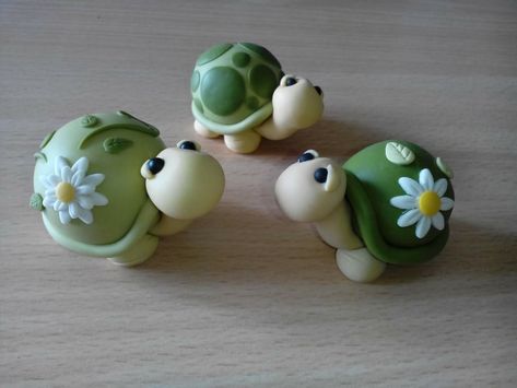 Miniature Clay Animals, Air Dry Clay Garden Ideas, Cute Polymer Clay Animals, Ideas Con Porcelana Fria, Air Dry Clay Animals, Little Clay Figures, Porcelana Fria Ideas, Cute Clay Figures, Air Dry Clay Figures