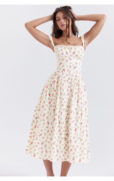 Clothing : Midi Dresses : 'Tatiana' Rose Print Midi Sundress Midi Dress Chic, Flowy Midi Dress, Fitted Maxi Dress, Midi Sundress, Estilo Preppy, Estilo Chic, Holiday Party Dresses, Sleeveless Dress Summer, Vestido Casual