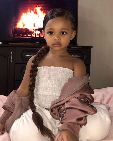 15.8k Likes, 105 Comments - Isabella Ayesha (@izzie_ayesha) on Instagram: “I’m in love with these pictures💔😍” Faux Locs Marley Hair, Mix Baby Girl, African Babies, Old Hairstyles, Mode Zara, Respect Women, American Children, Mixed Kids