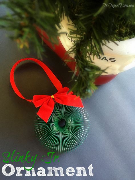 Slinky Christmas Wreath Ornament Christmas Crafts For Preschoolers, Crafts For Preschoolers, Time For Kids, Fun Christmas Activities, Wreath Ornament, Preschool Christmas Crafts, Christmas Activity, Christmas Activities For Kids, Tile Inspiration