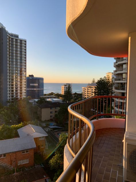 Sunrise on the ocean looking down from the balcony on a high apartment on the Gold Coast of Australia. Gold Coast Apartment Aesthetic, Sydney Apartment, Aesthetic Apartment, Luxury Glamping, Living Place, Wellness Retreat, Business Ownership, Visual Board, Apartment Aesthetic