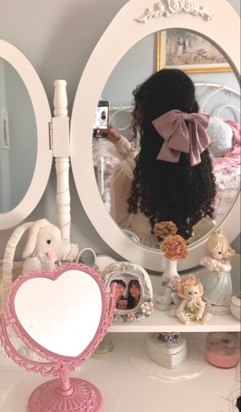 Pink Bow, A Girl, Mirror, Pink