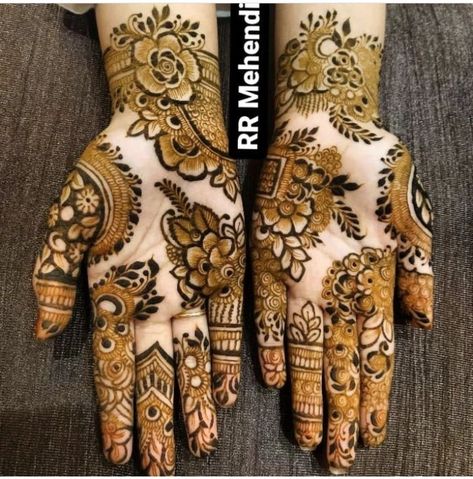 Broch Mehndi Designs, Short Mehndi Design, Front Mehndi Design, Legs Mehndi Design, Simple Mehndi Designs Fingers, Modern Mehndi Designs, Stylish Mehndi, Stylish Mehndi Designs, Latest Bridal Mehndi Designs