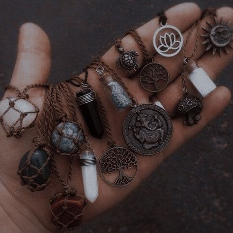 Pirate Witch Aesthetic, Lady Pirate Aesthetic, Apocalyptic Armor, Medieval Core, Shifting Motivation, Pirate Ring, Bleach Hoodie, Pirate Cosplay, Pirate Jewelry