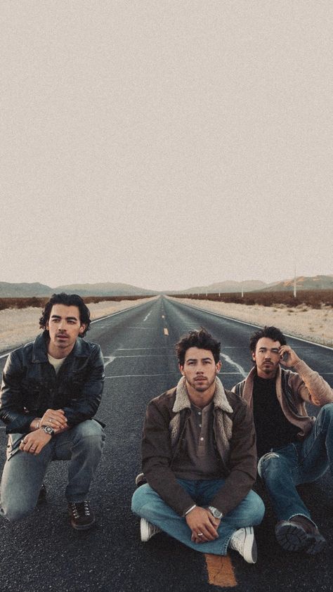 Jonas Brothers The Album Wallpaper, The Jonas Brothers Aesthetic, Jonas Brothers Old Photos, Jonas Brothers Lockscreen, Jonas Brothers Wallpaper Iphone, Jonas Brothers Aesthetic Wallpaper, Jonas Brothers Quotes, Nick Jonas Wallpaper, Joe Jonas Wallpaper