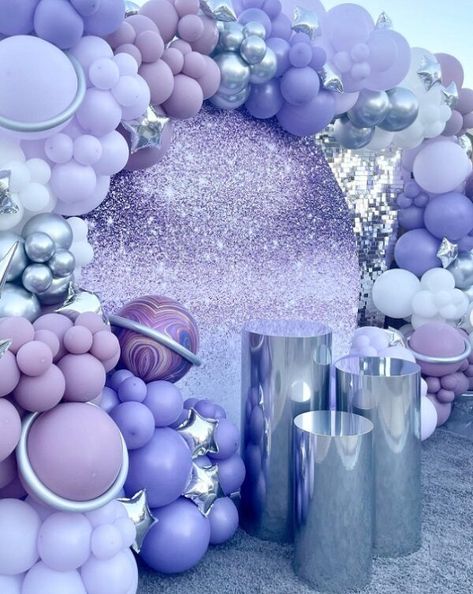 Space Theme Gender Reveal Ideas, Galaxy Balloon Arch, Galaxy Theme Baby Shower Ideas, Space Themed Gender Reveal, Crystal Baby Shower Theme, Zodiac Baby Shower Theme, Galaxy Decorations Party, Astrology Baby Shower Theme, Planets Birthday Party Ideas