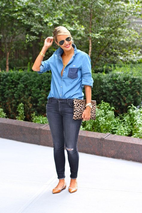 Courtney Kerr Gorjana Necklace, Courtney Kerr, Short Hair Ponytail, Valentino Clutch, Canadian Tuxedo, Clare Vivier, Lacoste Shirt, Outfit Primavera, Travel Diaries