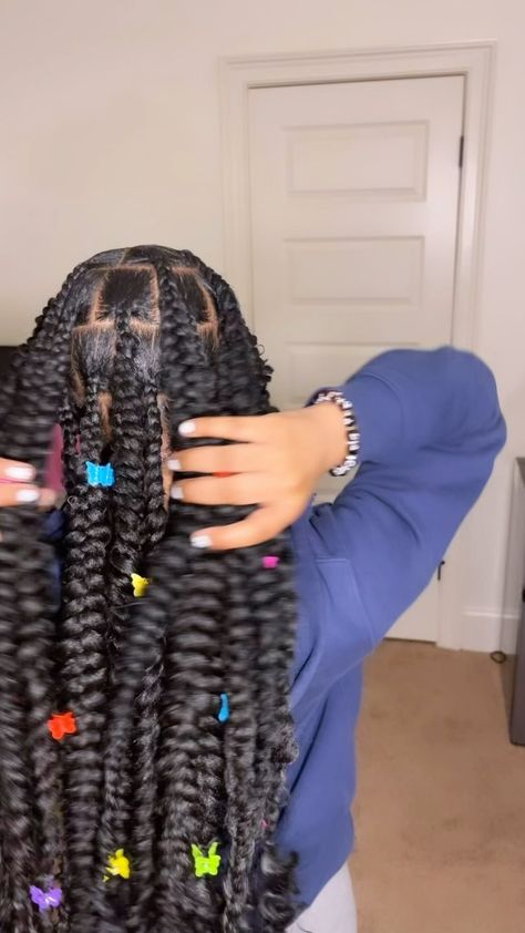 Check Pinned Post ! | just book the look ~butterfly knotless - dm to book 💕 - - - - - - - - - - - - - - - #islandtwist #bohostyle #scbraider #blackhairstyles... | Instagram Butterfly Knotless, Pinned Post, Stitch Braids, Post On Instagram, Braided Hairstyles, Black Hair, Boho Fashion, Columbia, Braids